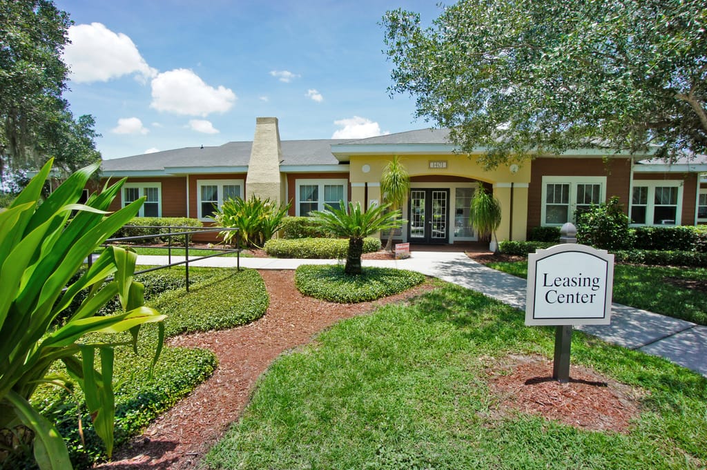 Grande Court At Boggy Creek