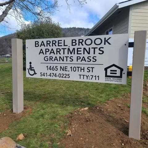 Grants Pass Senior Housing