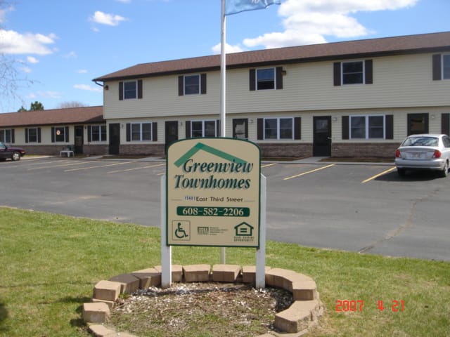 Green View Apts