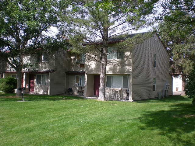 Greystone Court