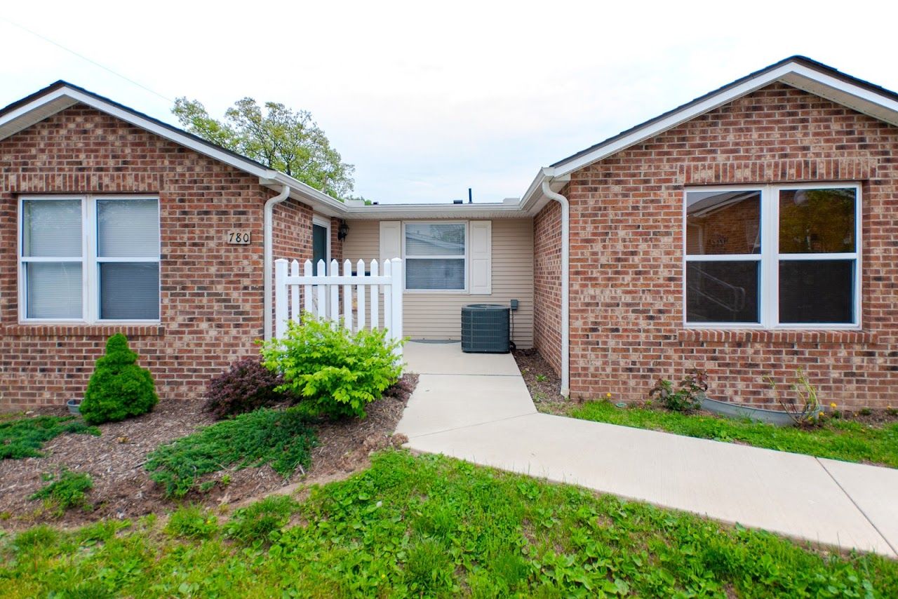 Griggs Village Apts