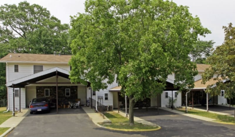 Hamilton Terrace Apts