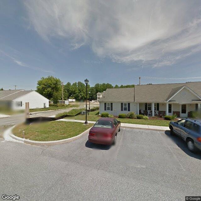 Hampton Circle
