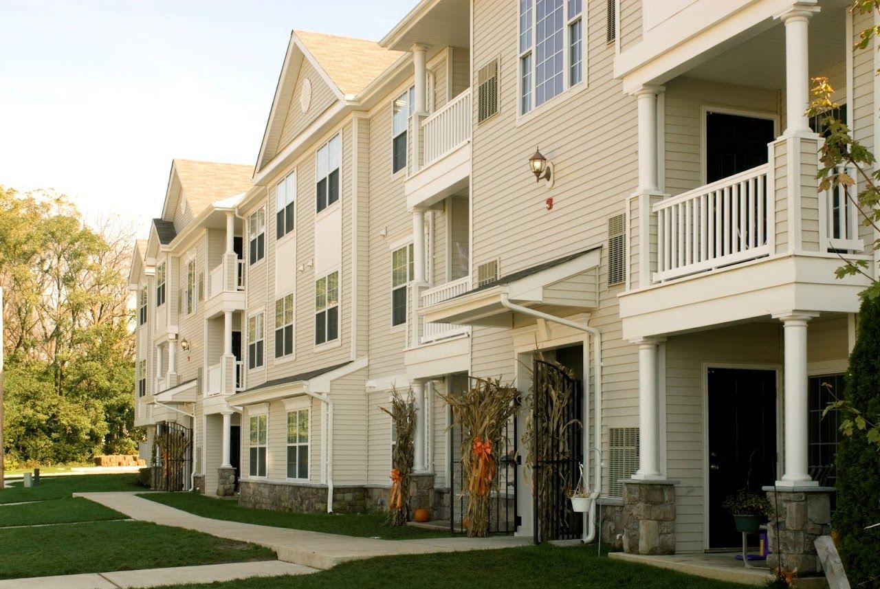 Hampton Crescent