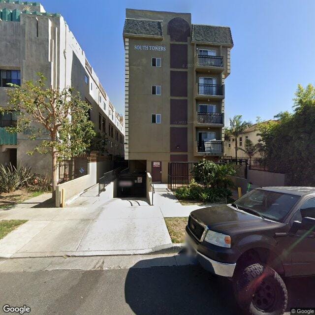 Harold Way Apts