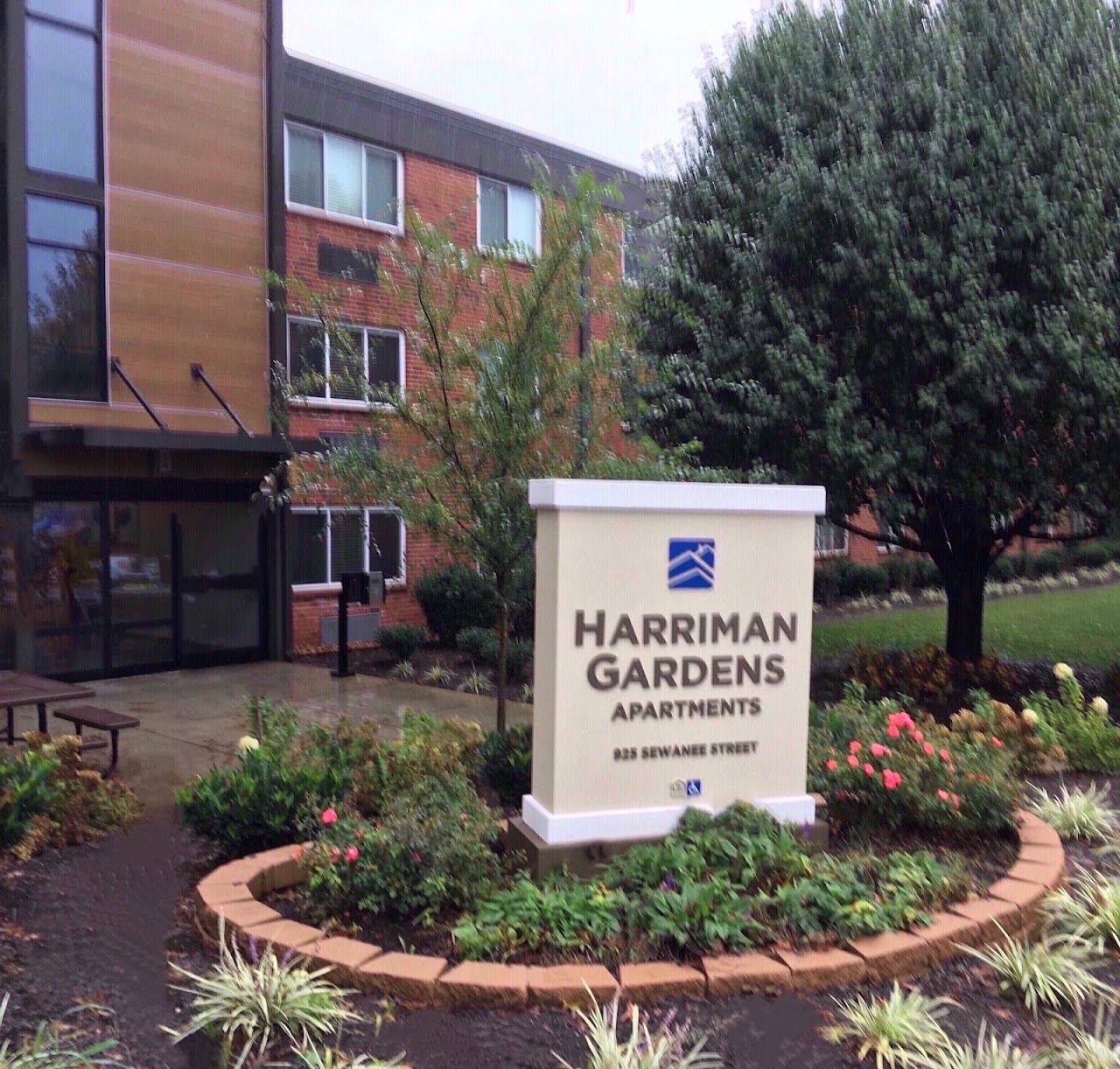 Harriman Gardens