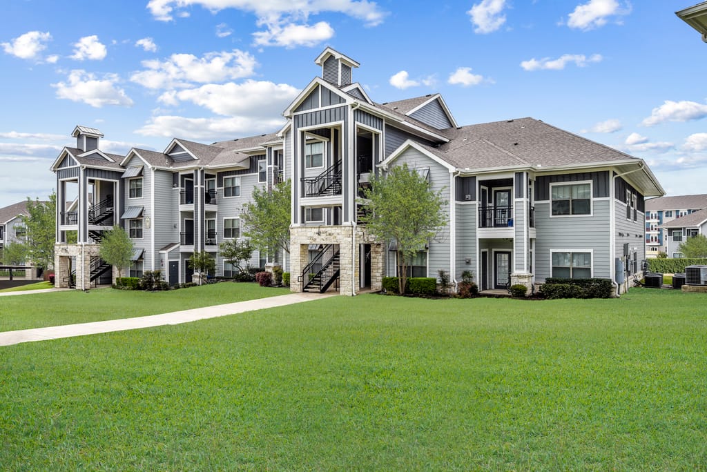 Harris Branch Apts