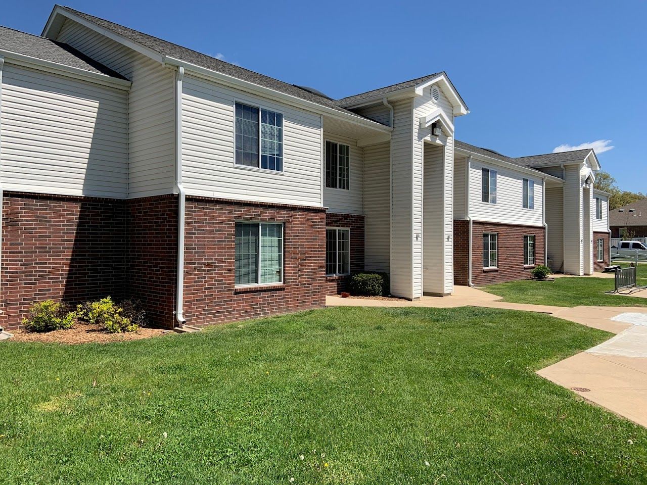 Hawthorn Village