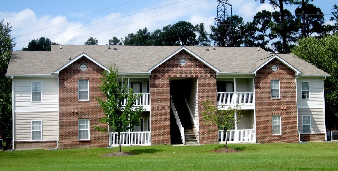 Hawthorne Court Apts