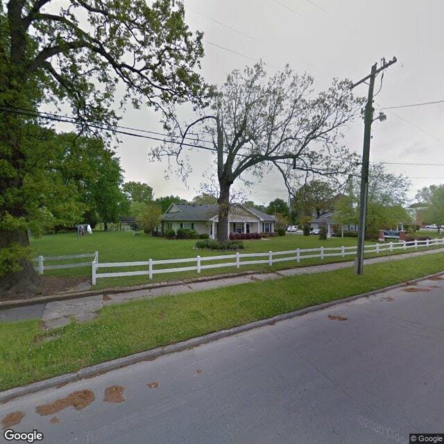 Hawthorne Village Apts