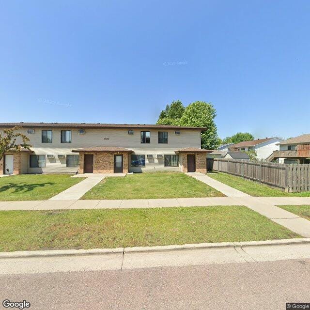 Hazelwood Townhomes (Fka Grandview Apts)