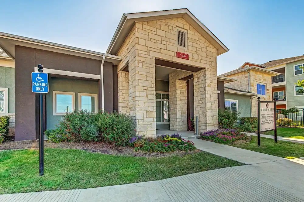 Heights On Parmer Apartments