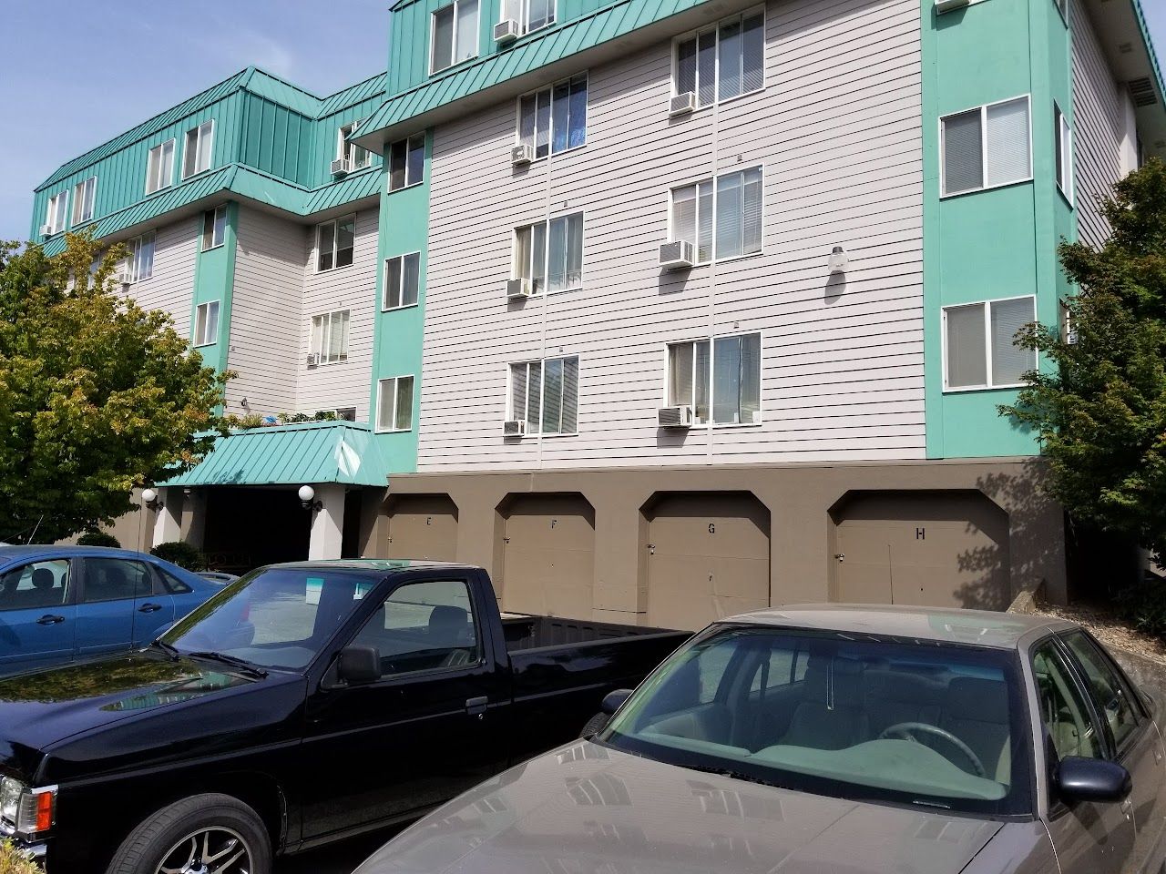 Hemlock Court