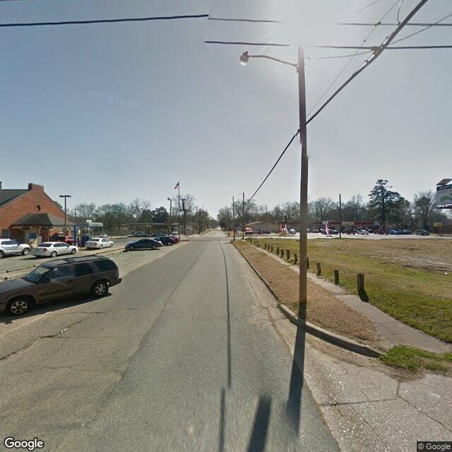 Henderson Ave