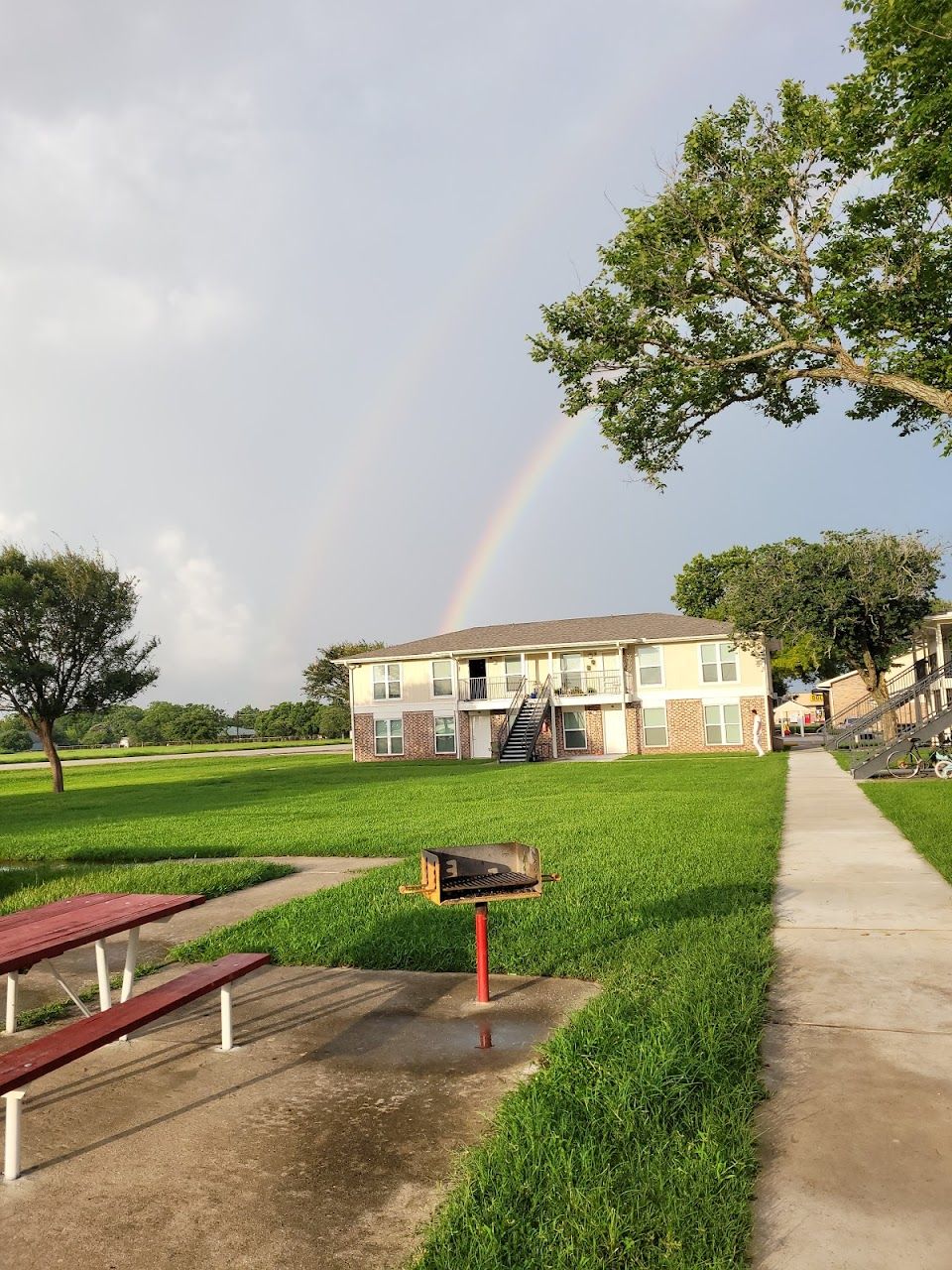 Henderson Place Apts