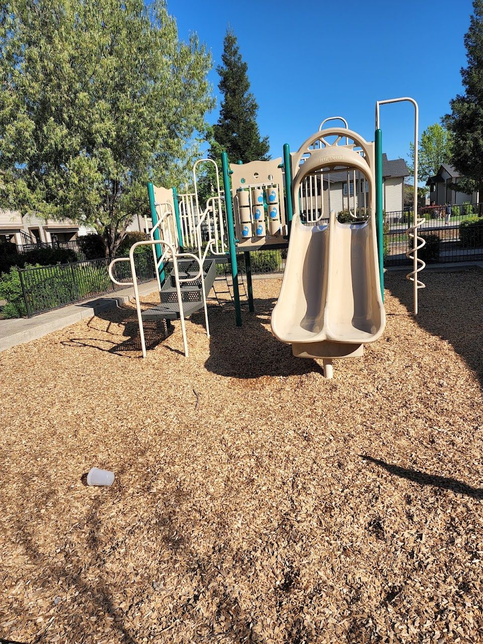 Heritage Park Apts