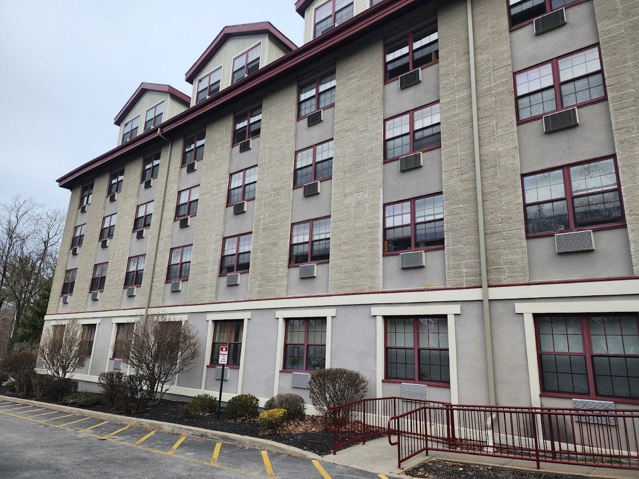 Heritage Pointe Apts