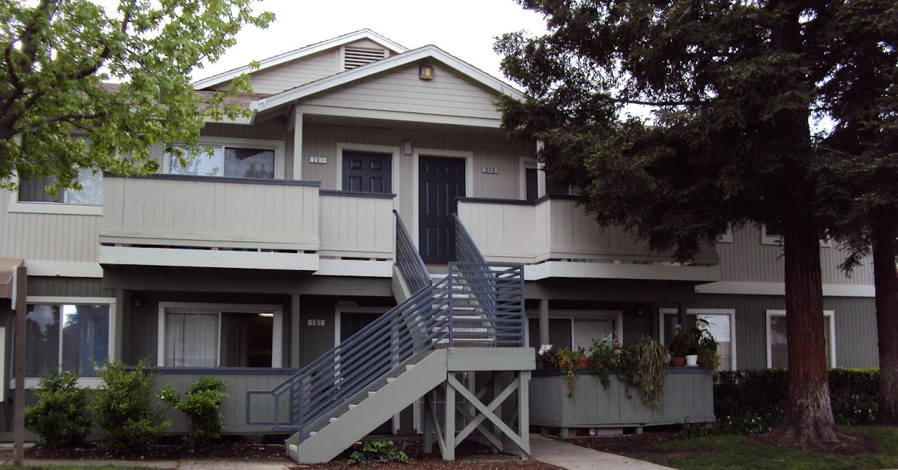 Hidden Cove Apts