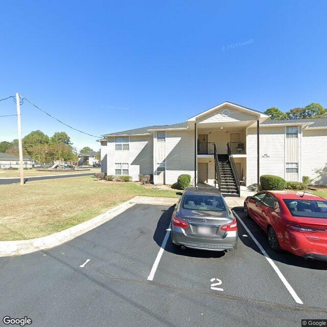 Hillcrest Apartments