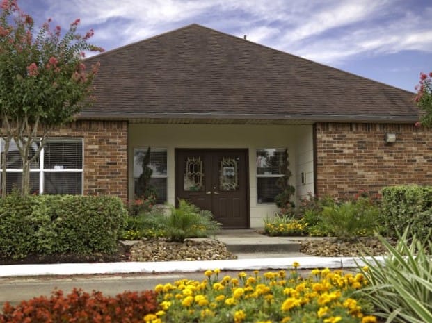 Hillside Plaza Apts
