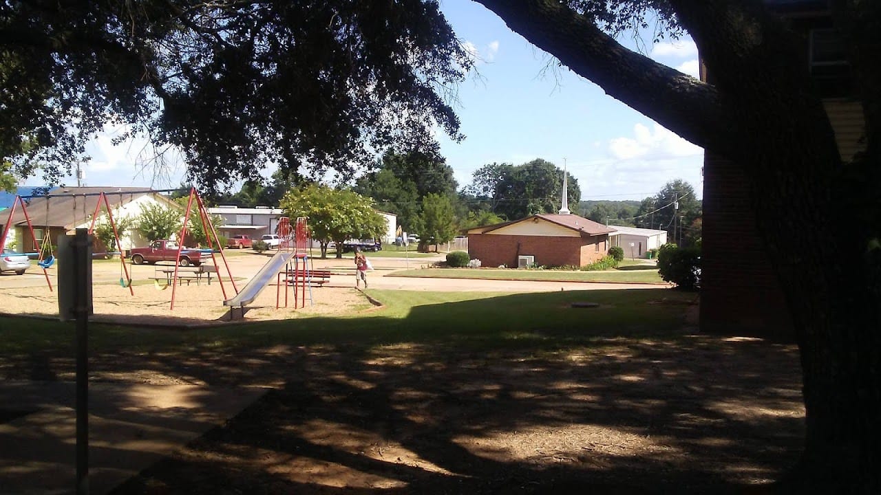 Hilltop Apts