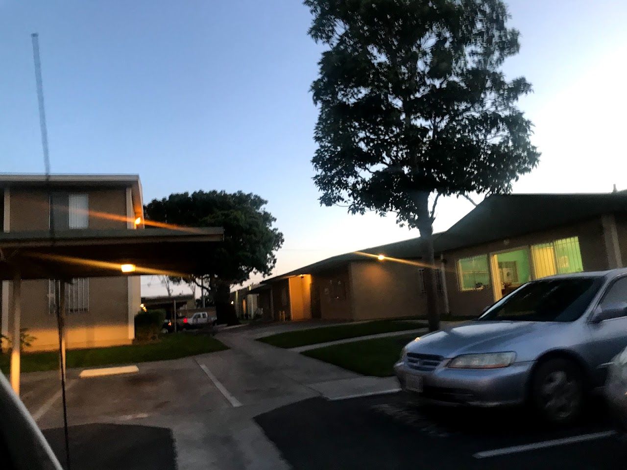 Holiday Manor Apts