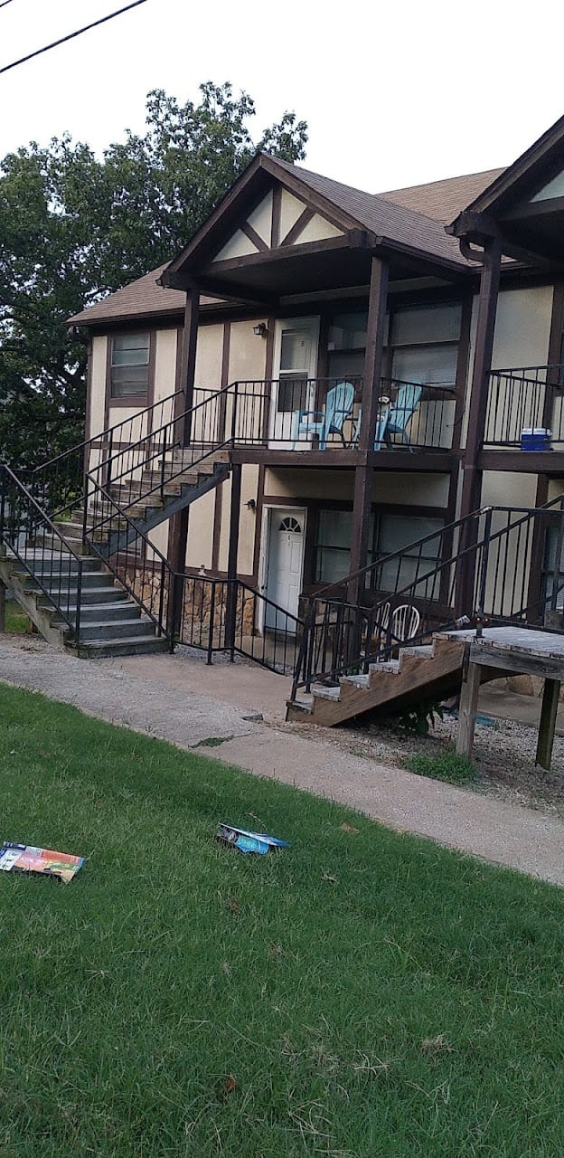 Hollister Heights Apts