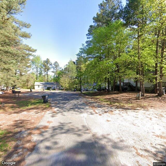 Holly Court Apts
