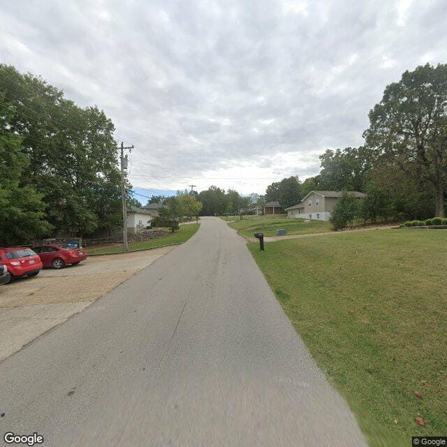 Holly Trail Apts