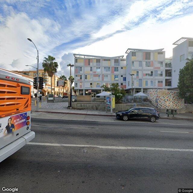 Hollywood Western Apts