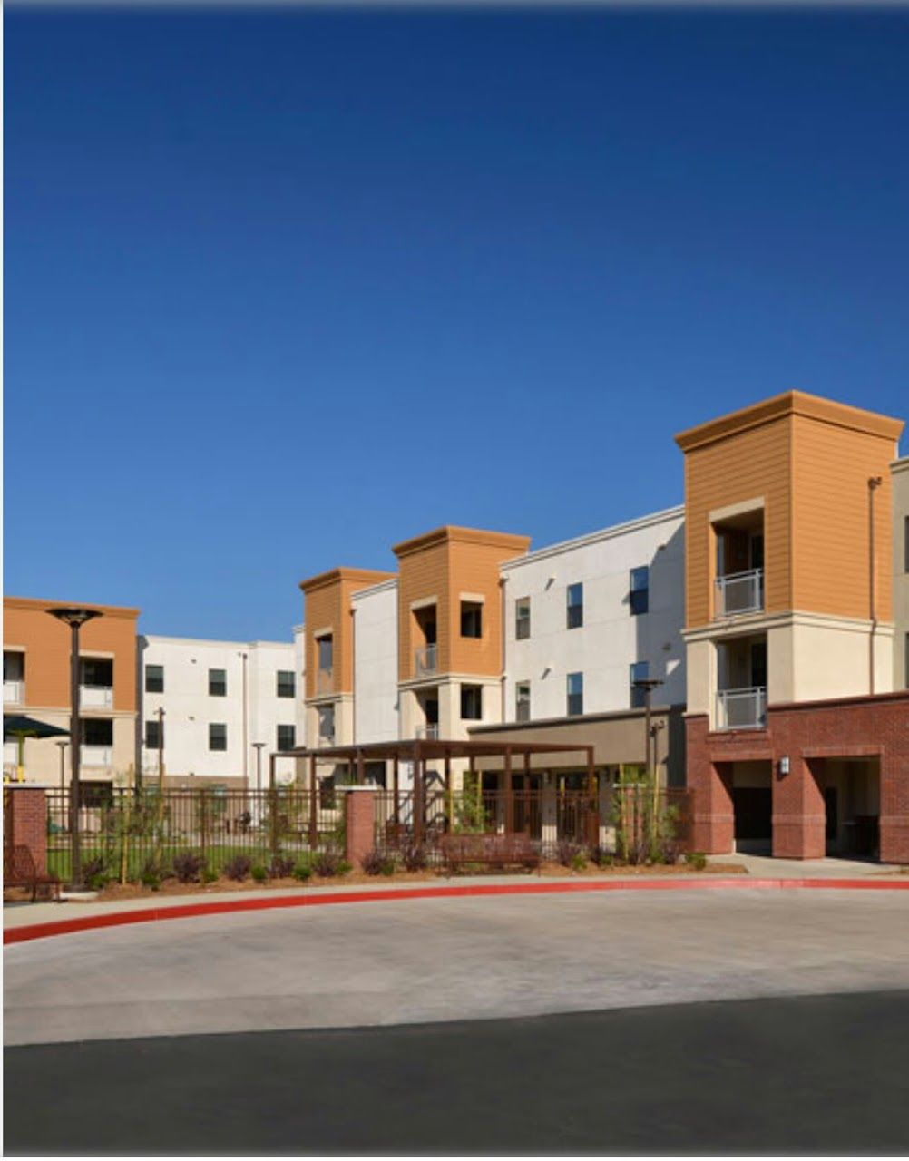 Holt + Hamilton Family Apartments