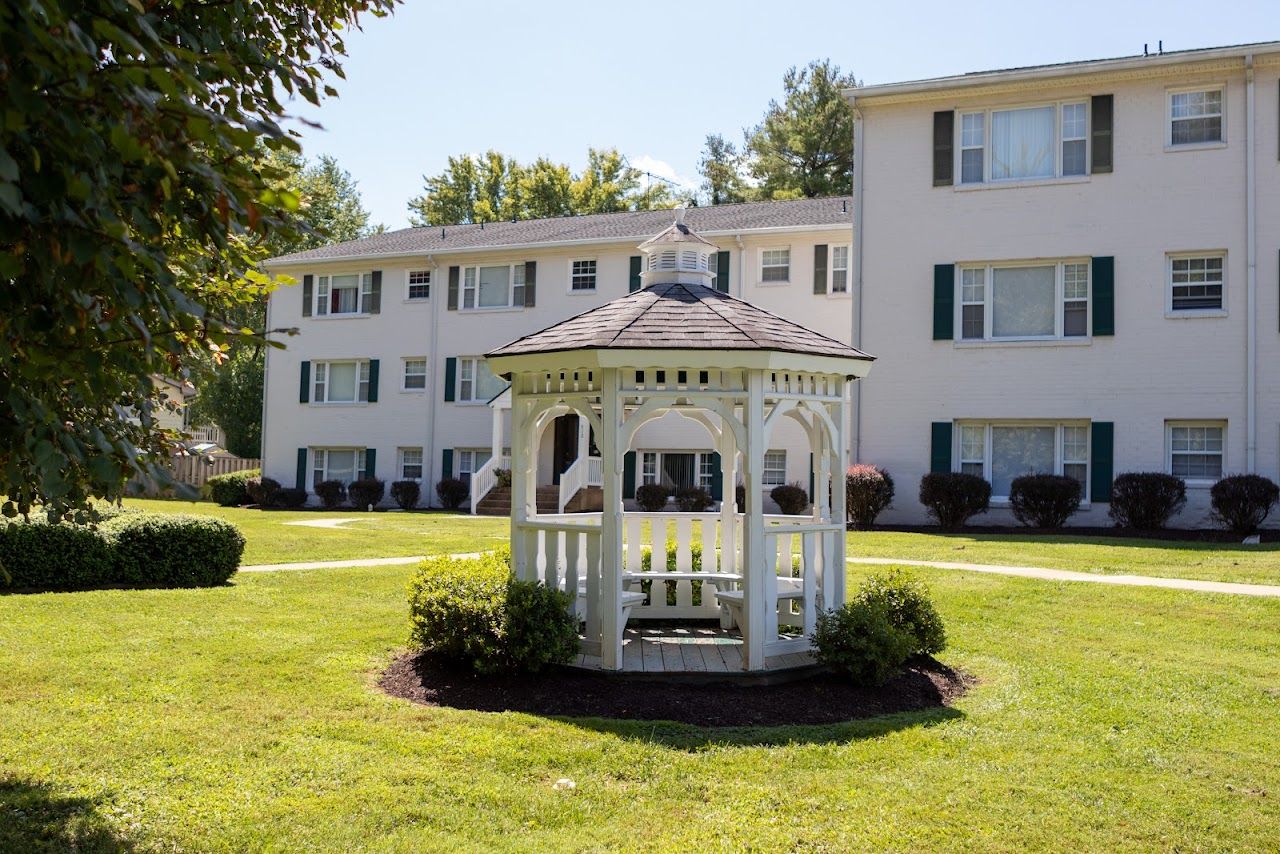 Hunt Country Manor