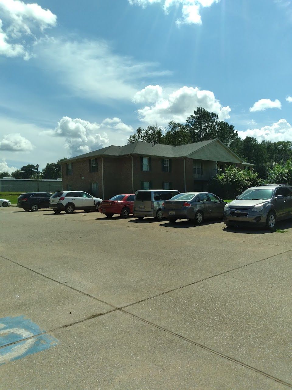 Hunter Pointe Apts