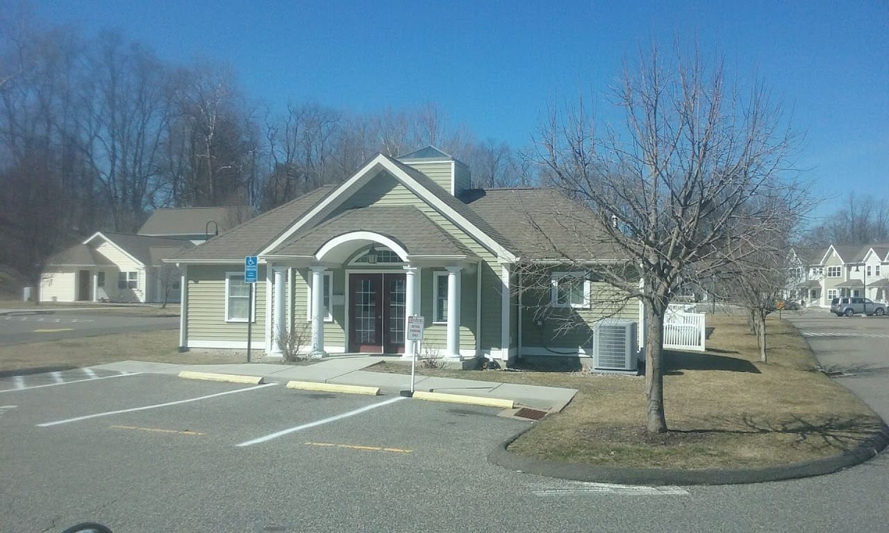 Indian Field Apts