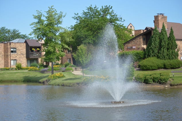 Indian Trail Apts (Addison)