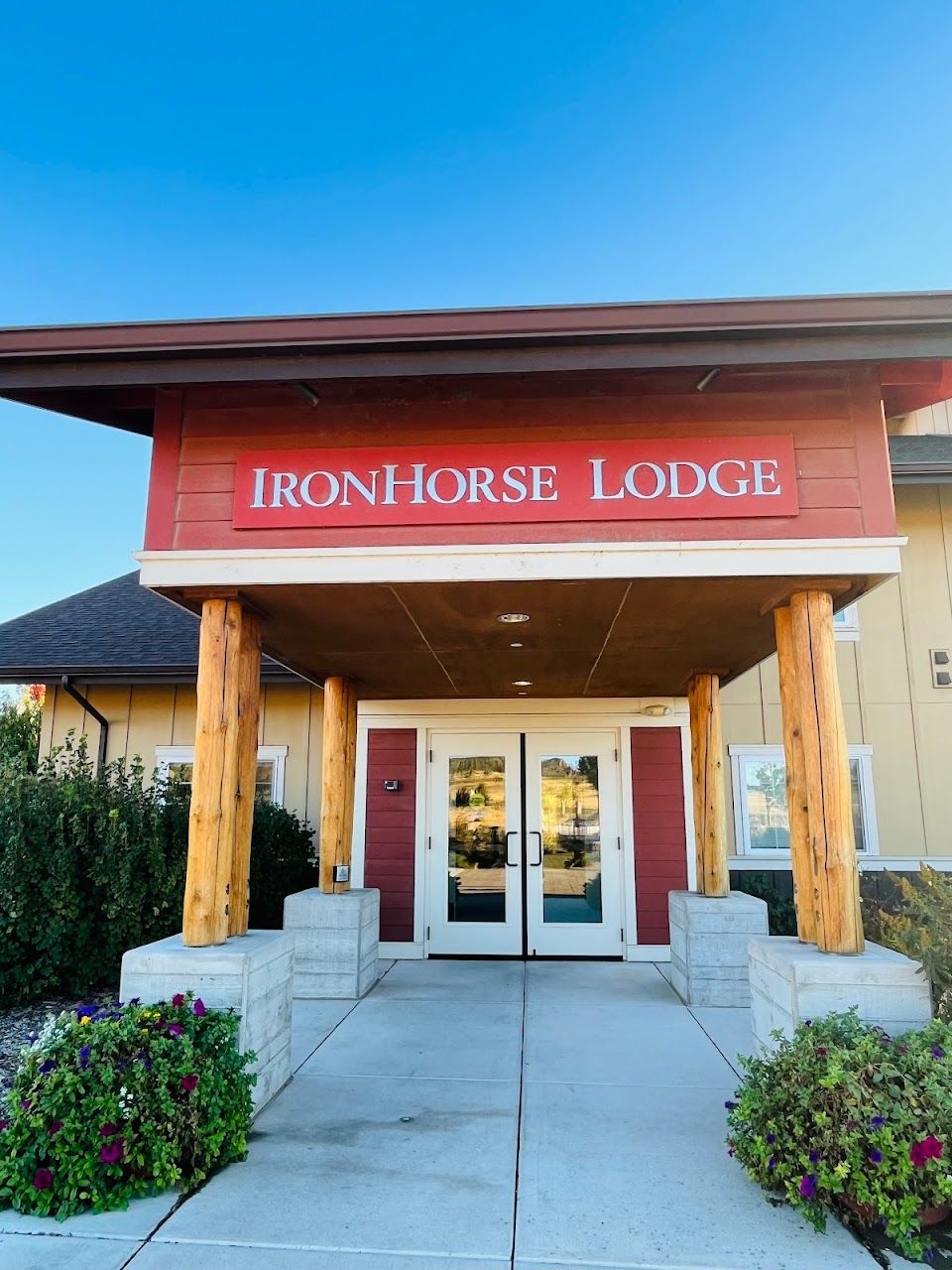 Ironhorse Lodge