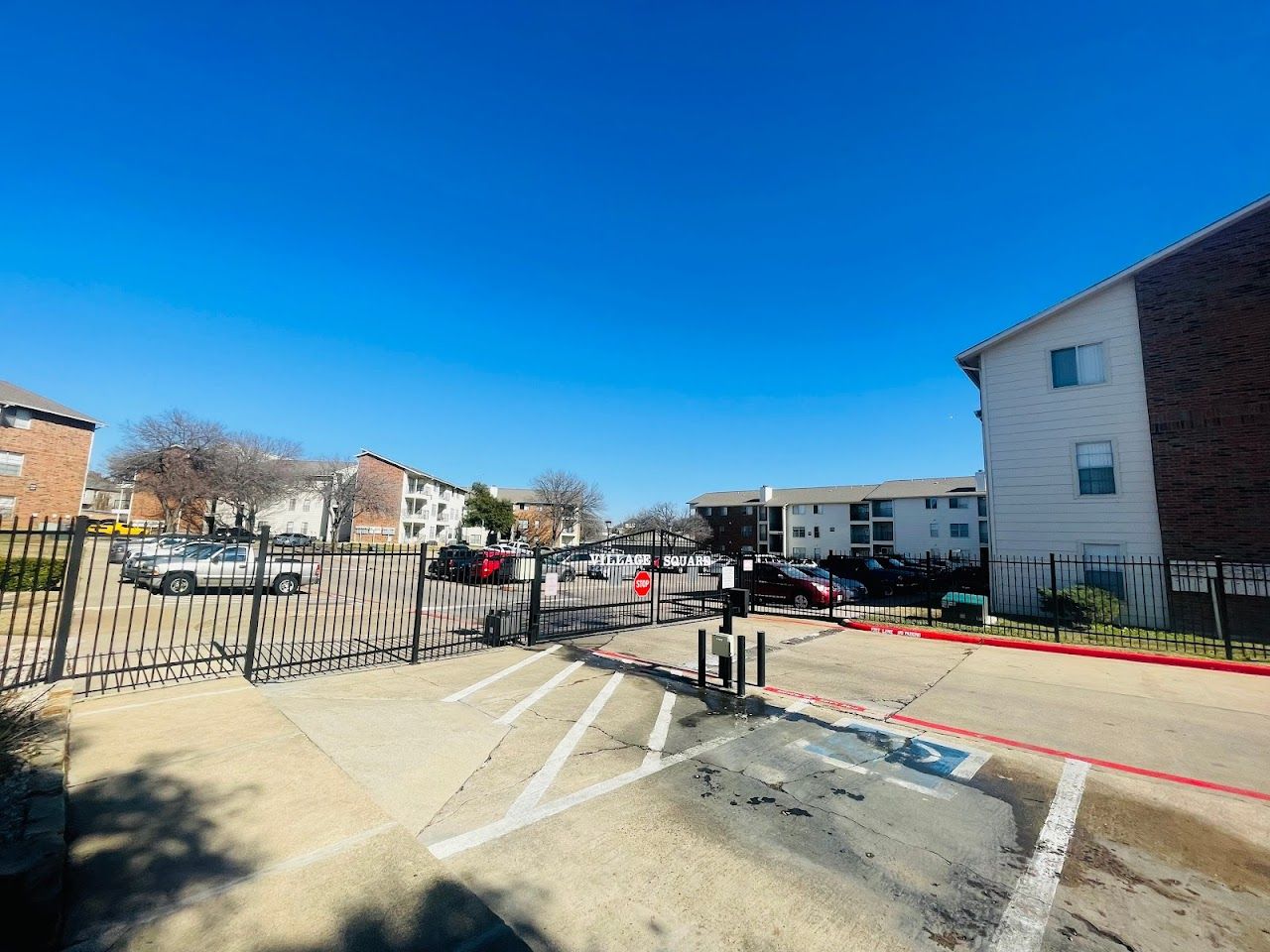 Jackson Square Apts