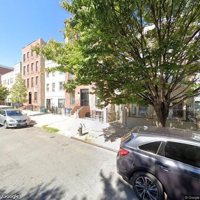 Jefferson Cluster (161 Jefferson Ave)