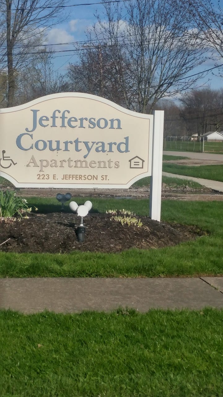 Jefferson Courtyard