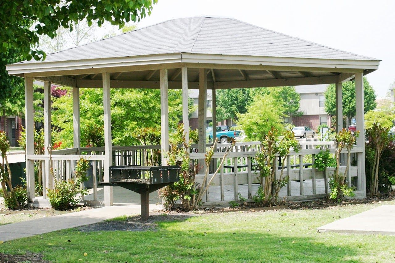 Johnson Meadows Apts
