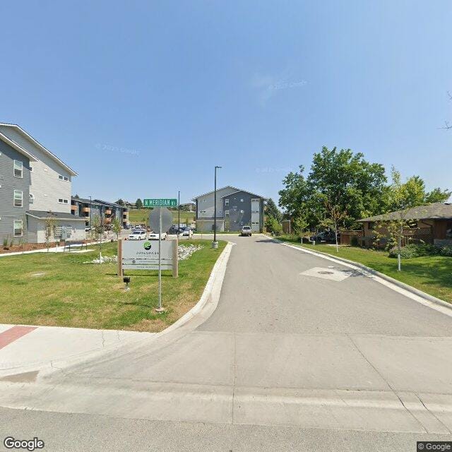 Junegrass Place 4%