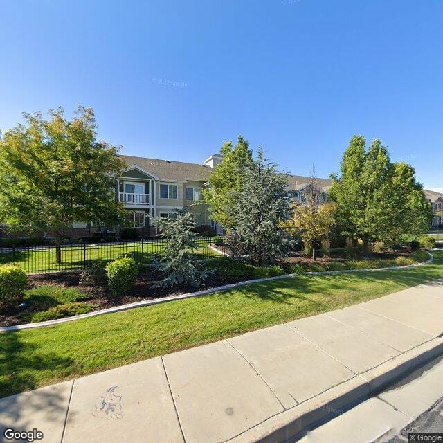 Kelly Benson Apts.