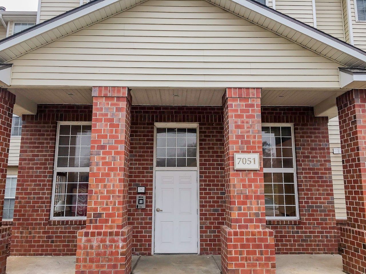 Kings Gate Senior Apts