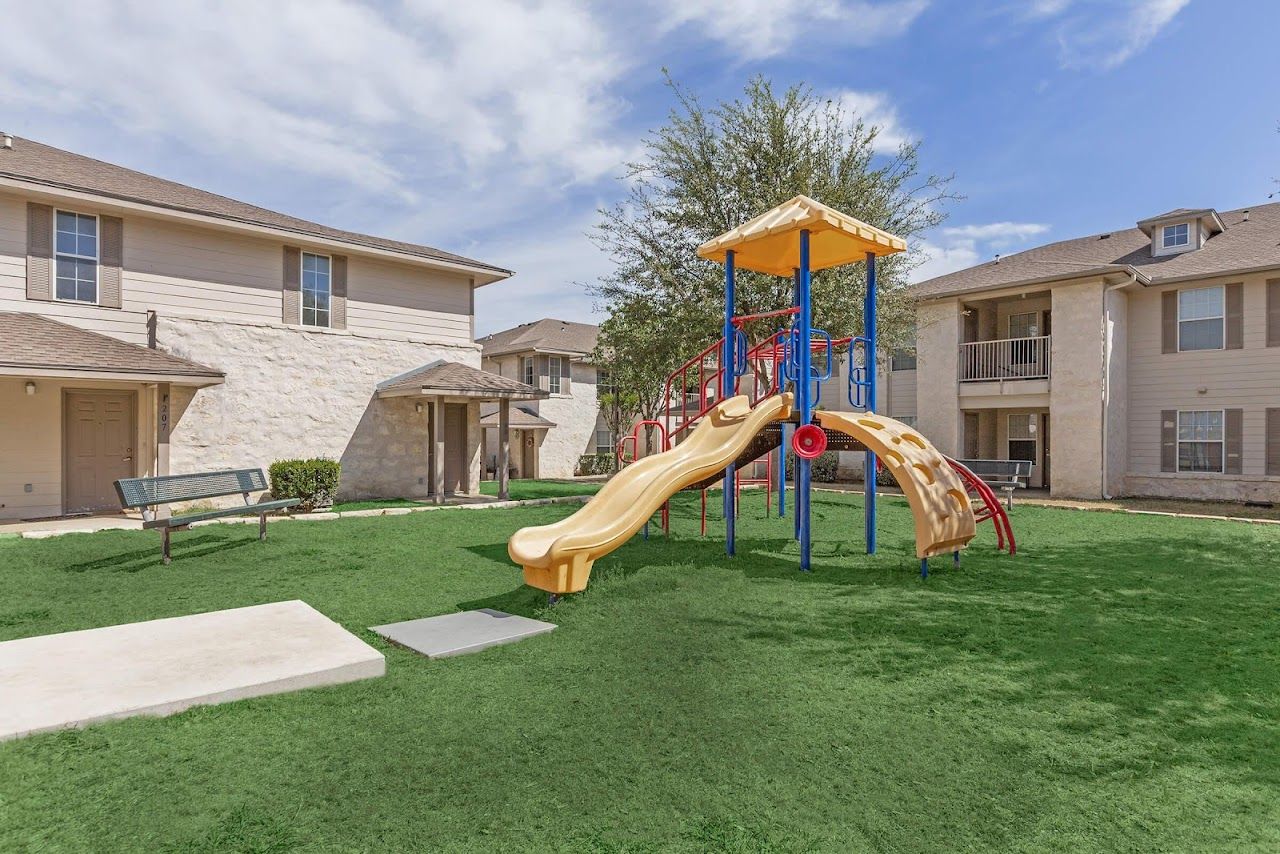 Kingsland Trails Apts