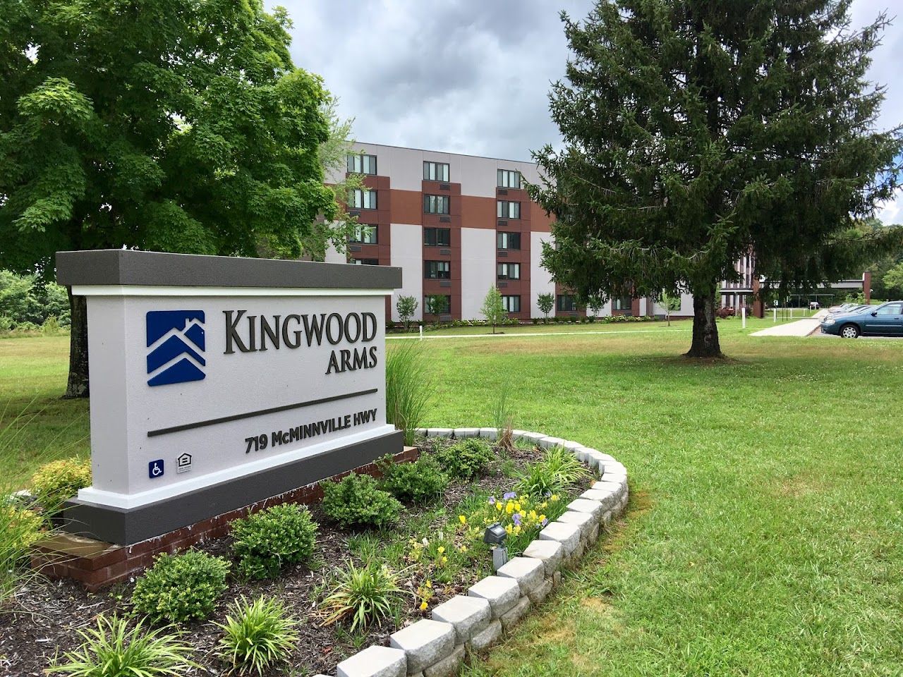 Kingwood Arms Apartments
