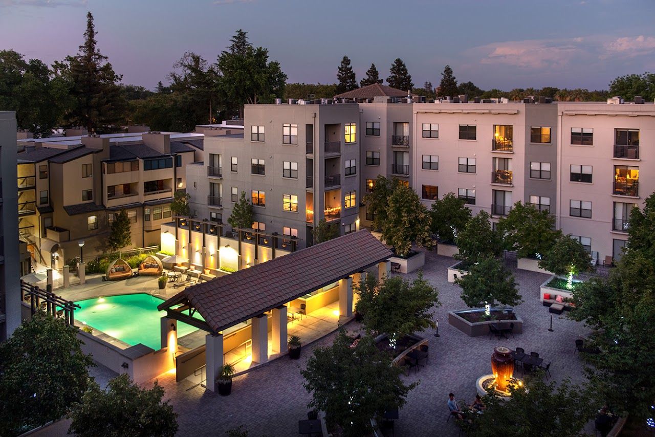 L Street Apts