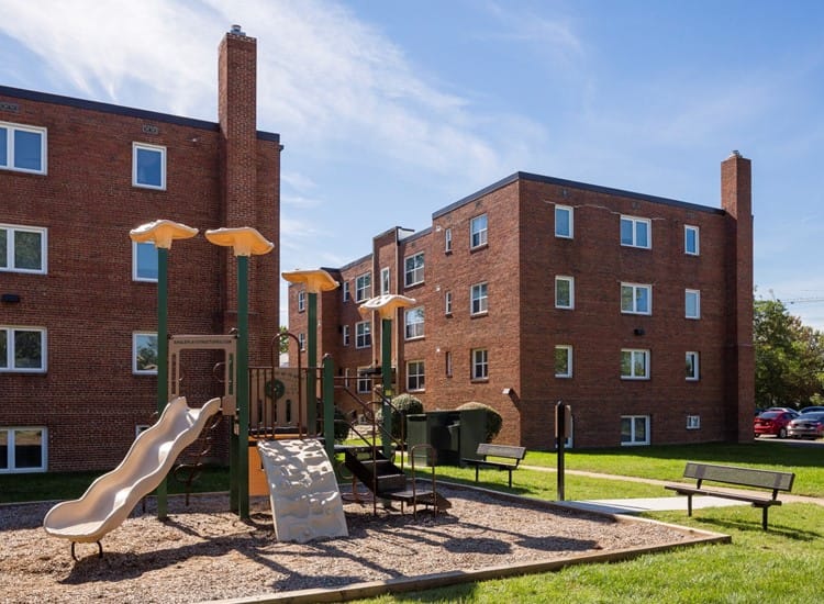 Lacy Court