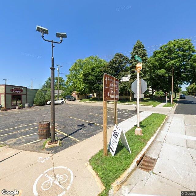 Lake Mills Town Homes