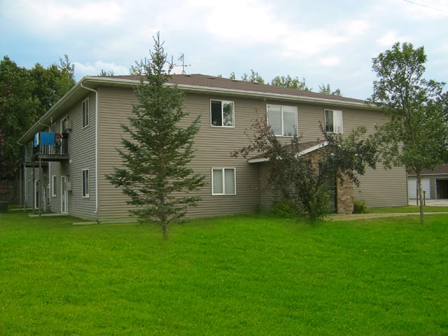 Lake Road Apartments