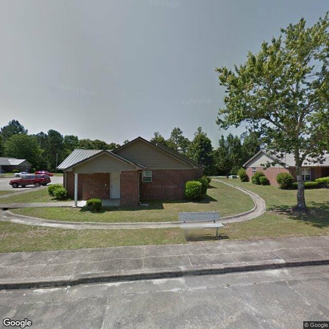 Lakeshore Apts